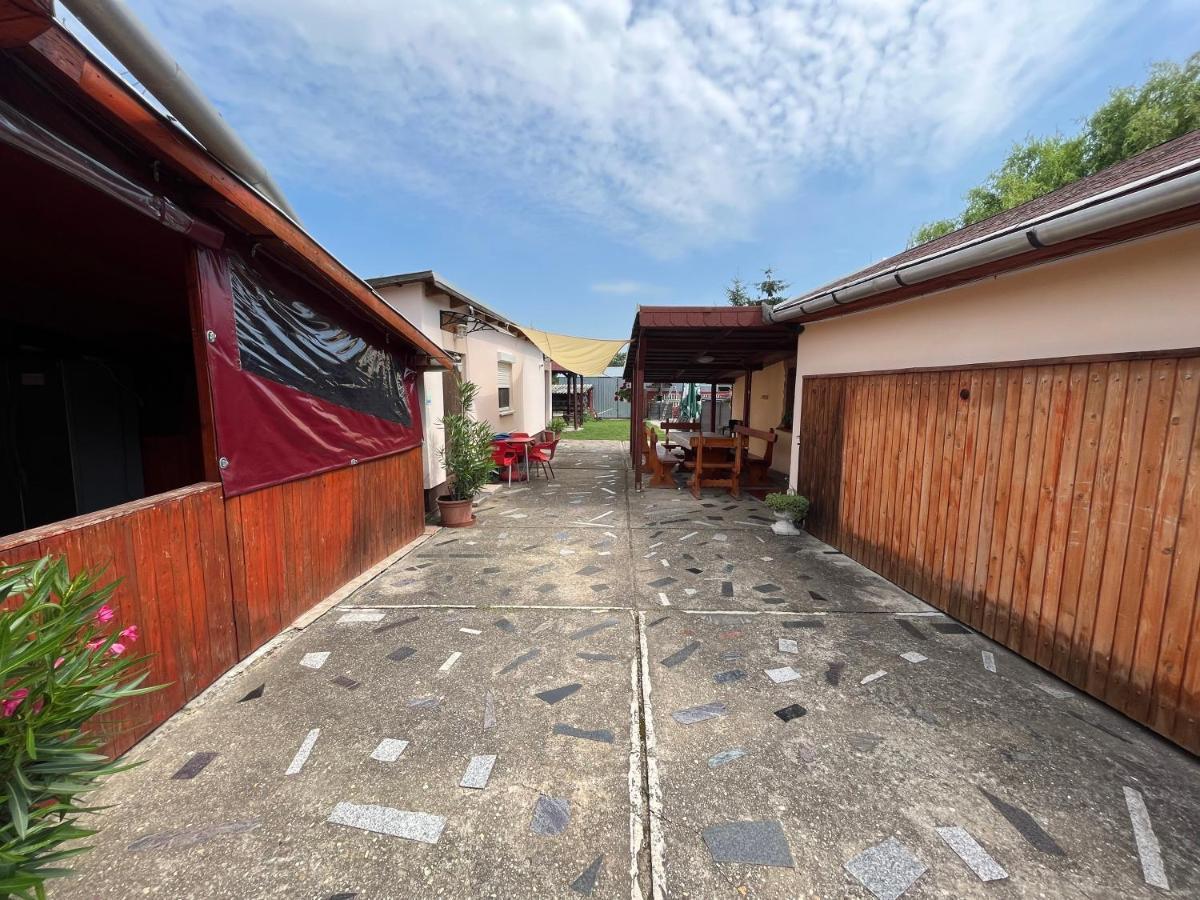 Tiszavirag Apartman Tiszakeszi Exteriér fotografie